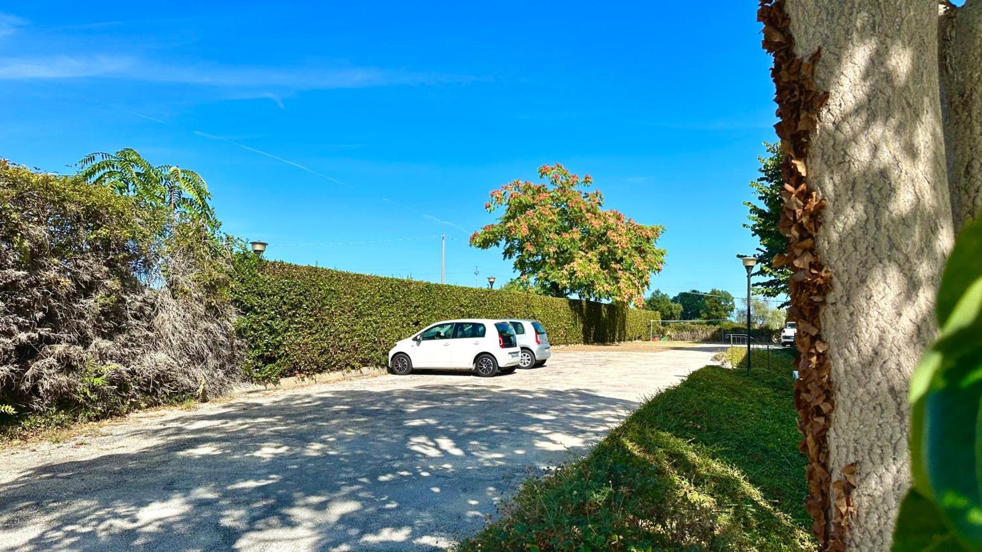 S214 - Sirolo, Trilocale Con Giardino In Zona Tranquillaアパートメント エクステリア 写真